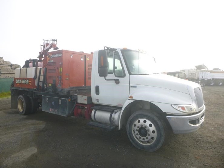 2015-international-durastar-4300-image-2