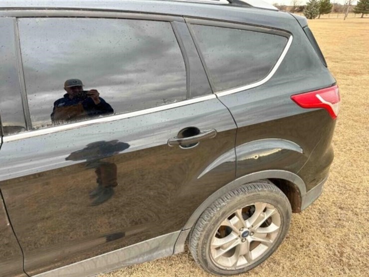 2014-ford-escape-image-10