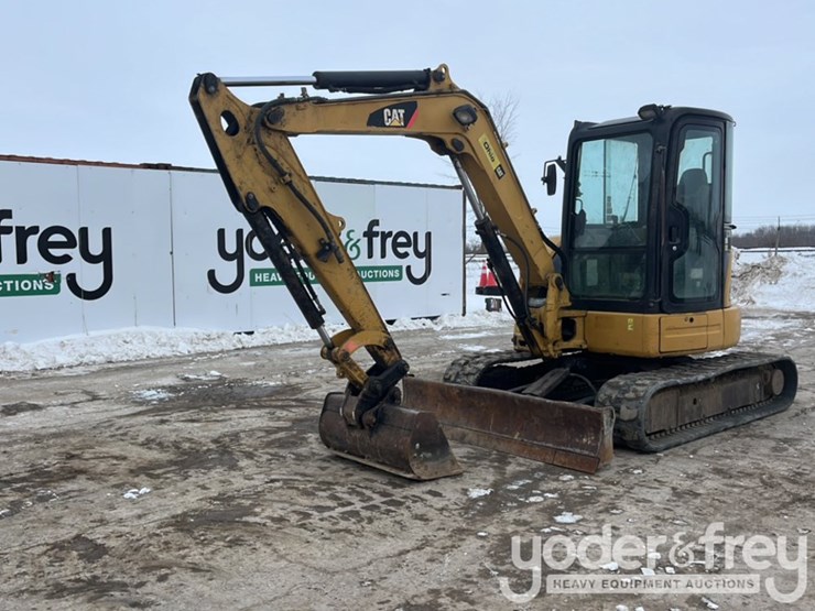 caterpillar-305-image-1