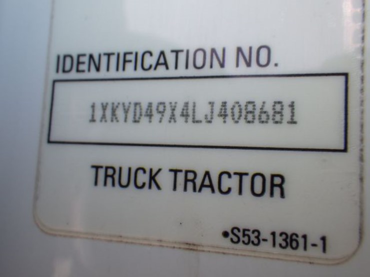 2020-kenworth-t680-image-22