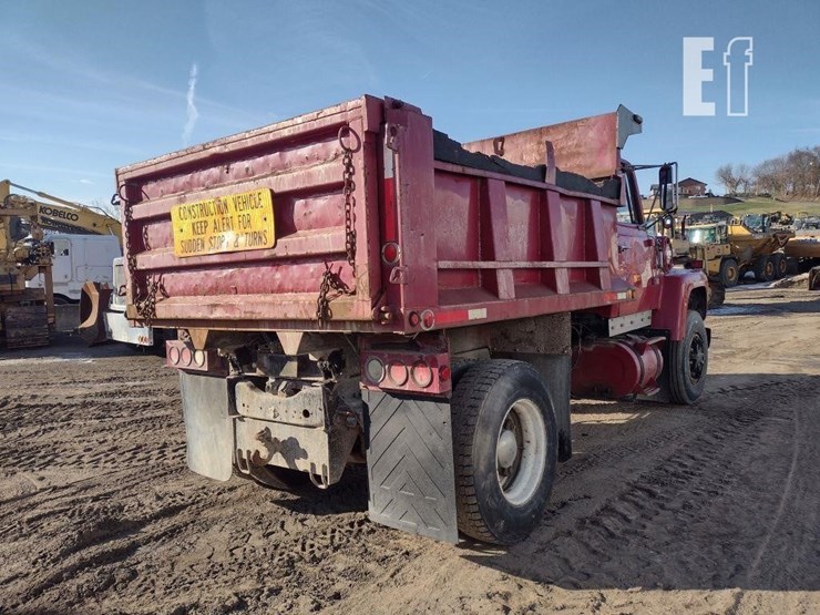 82-ford-l8000-dump-truck^title^-image-36