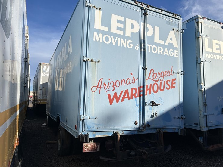 2015-volvo-f6-image-14