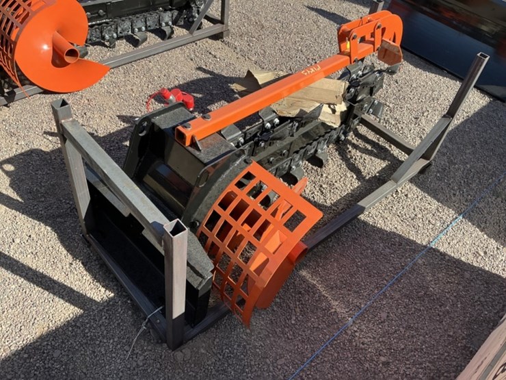 2025-giyi-gy-x39f-trencher-for-stand-up-skid-steer-image-3