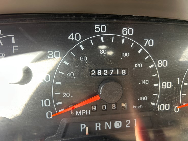 2000-ford-excursion-image-13