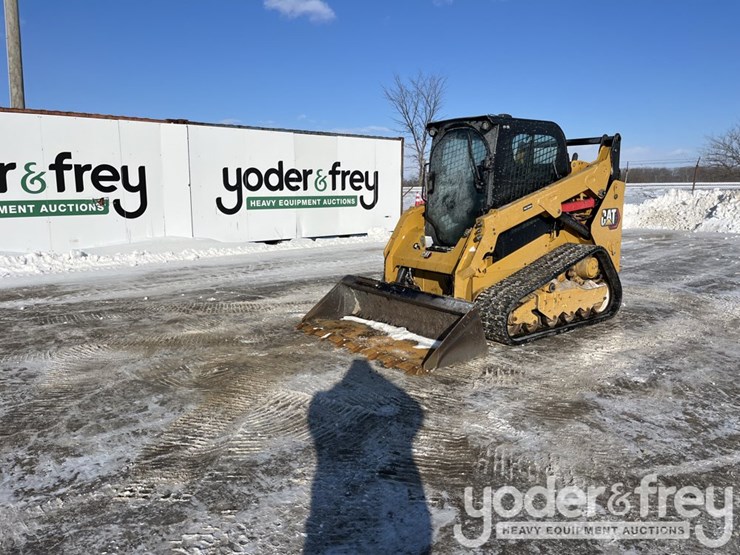 2023-caterpillar-259d3-image-2