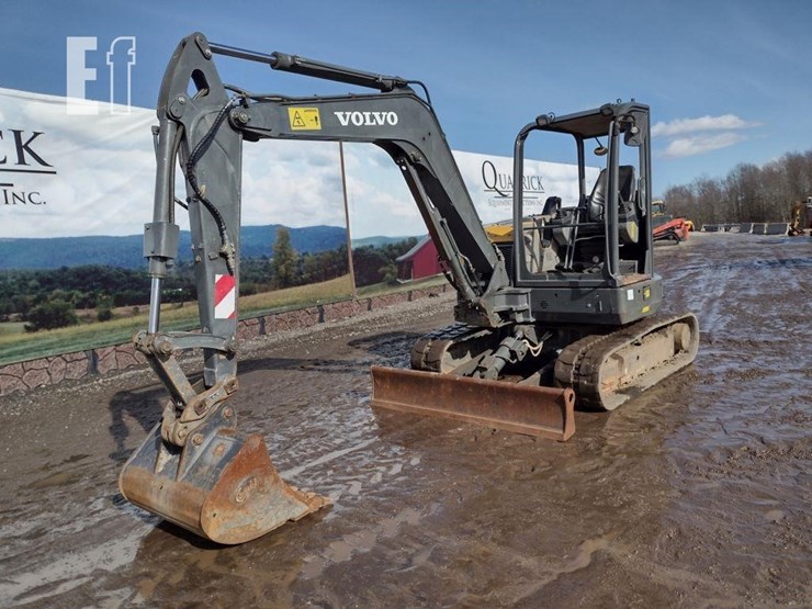 2016-volvo-ecr58d-image-47