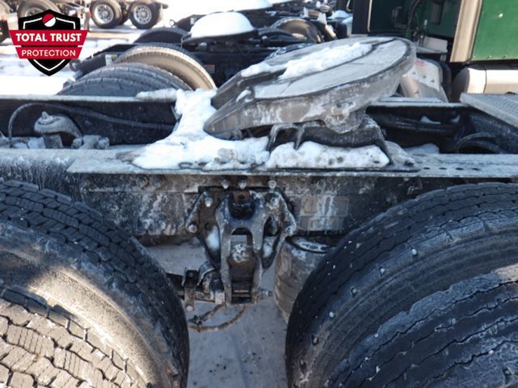 2019-peterbilt-579-image-5