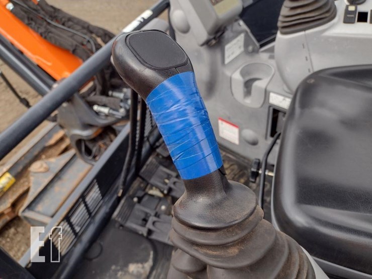 hitachi-zx50u-5n-image-10