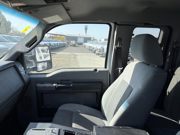 2011-ford-f250-image-14