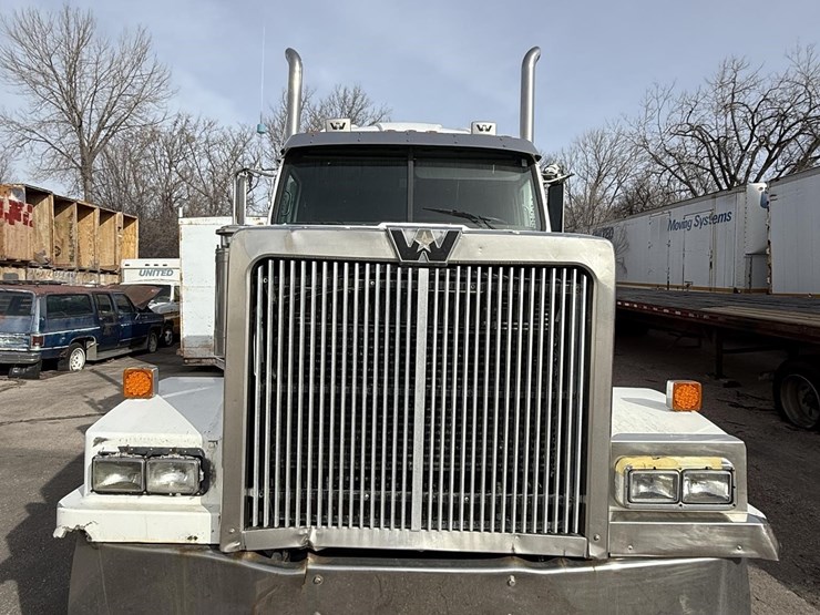 2000-western-star-4900ex-image-2
