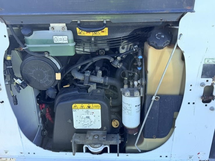 2022-bobcat-t66-image-8