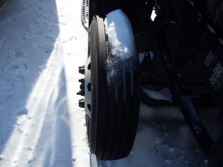 2021-peterbilt-579-image-31