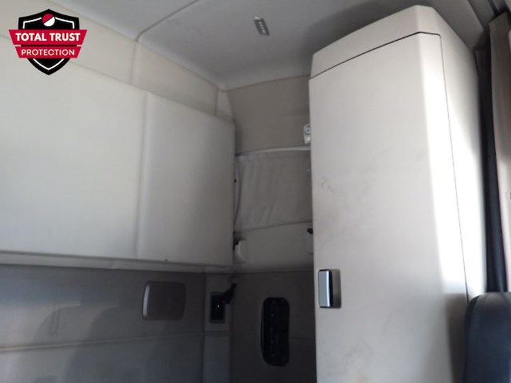 2020-kenworth-t680-image-7