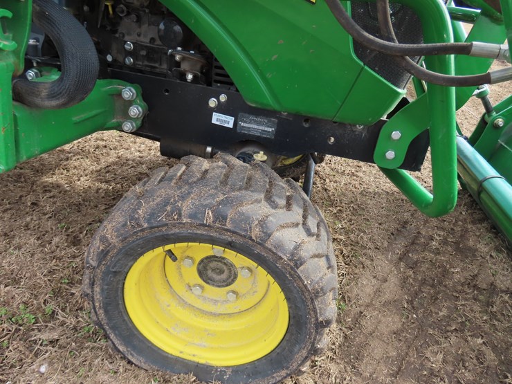 john-deere-1023e-image-4