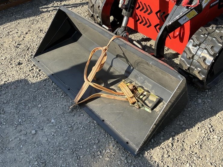 2025-sdlool-sl380r-skid-steer-loader-image-6