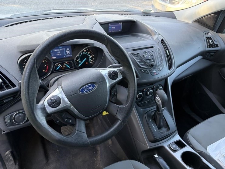 2014-ford-escape-image-11