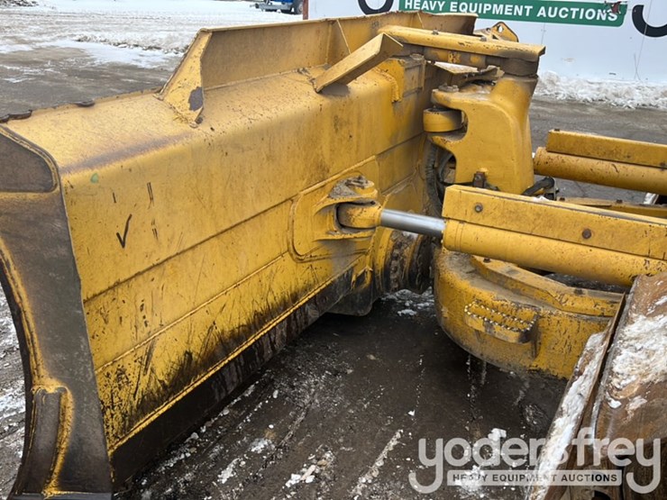 2014-komatsu-d61pxi-23-image-7