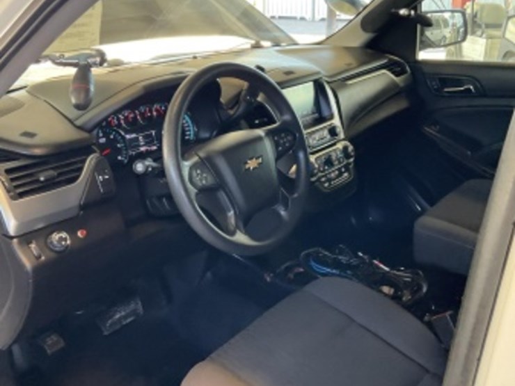 2020-chevrolet-tahoe-image-22