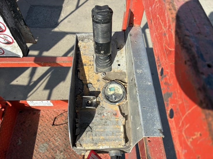 2005-skyjack-sjiii3219-image-11