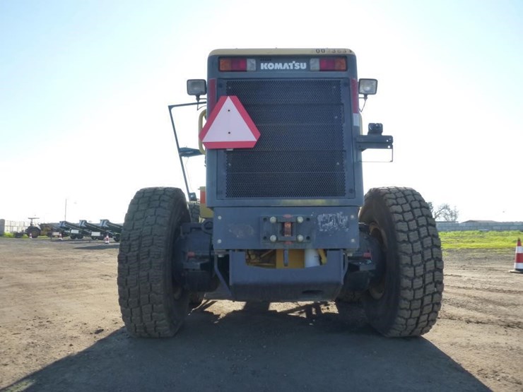 2006-komatsu-gd555-3c-image-32