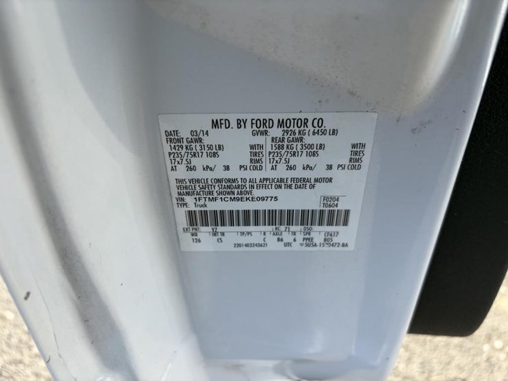 2014-ford-f150-image-36