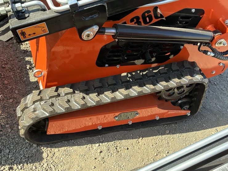 2025-sdlool-sl36c-skid-steer-loader-image-7