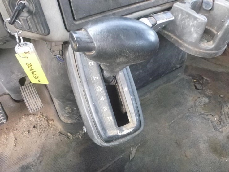 2015-international-durastar-4300-image-18