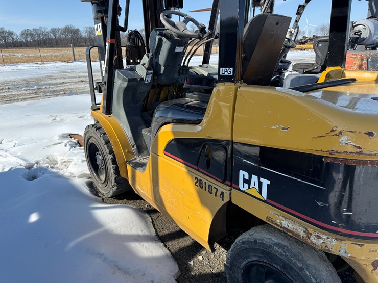 caterpillar-c5000-image-19