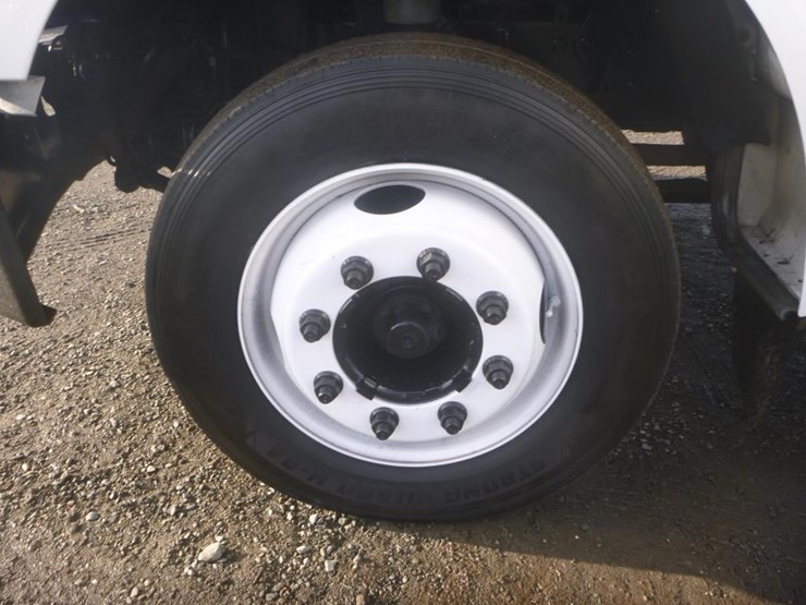 2012-ford-f650-image-19