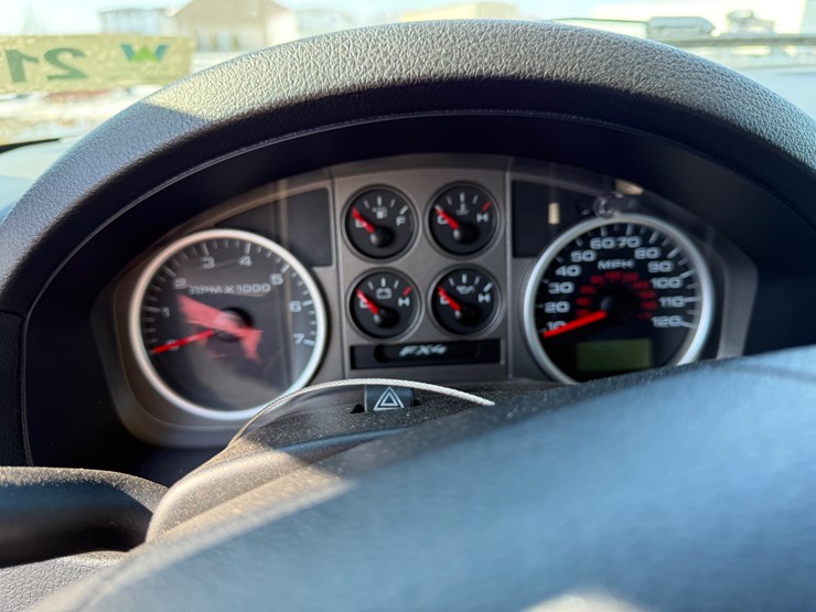 2005-ford-f150-image-37