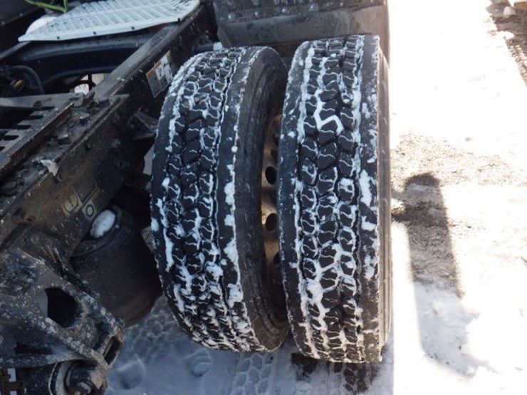 2020-kenworth-t680-image-8