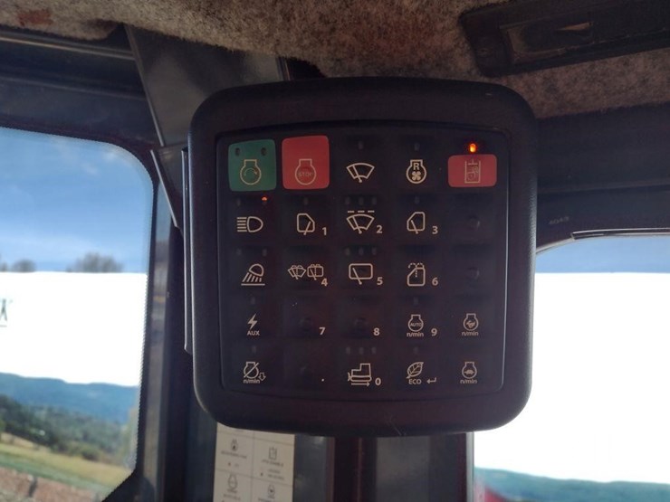 2021-deere-650k-lgp-image-13