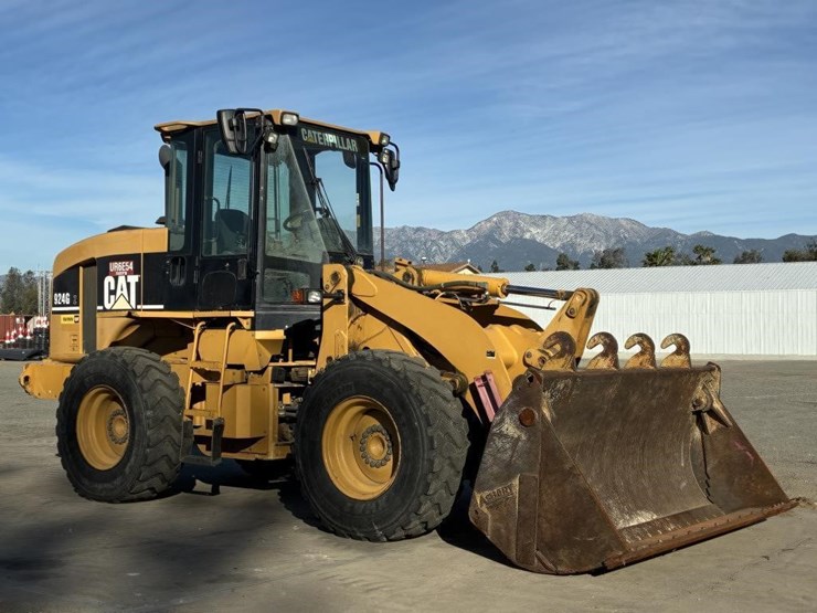 caterpillar-924g-image-2