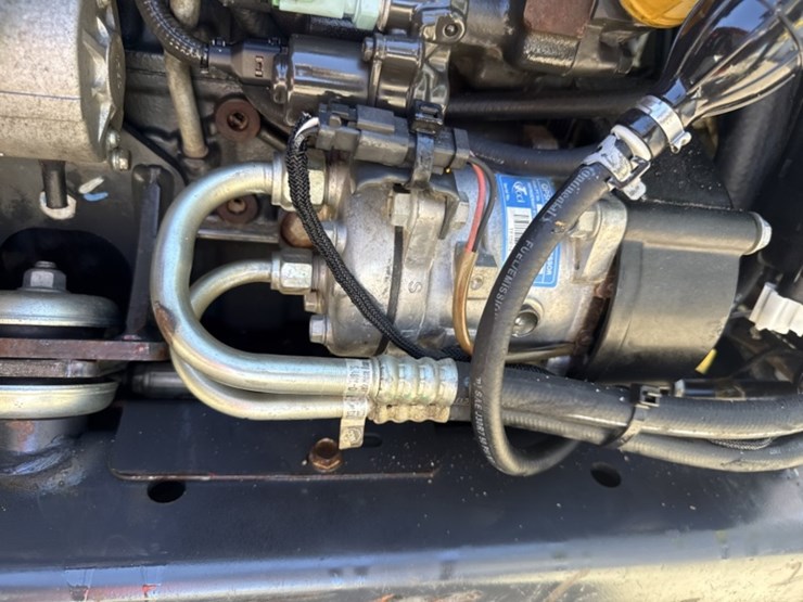 2017-bobcat-t650-image-18