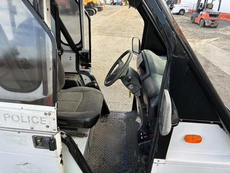 2011-westward-industries-go.4---3-wheel-vehicle-image-8