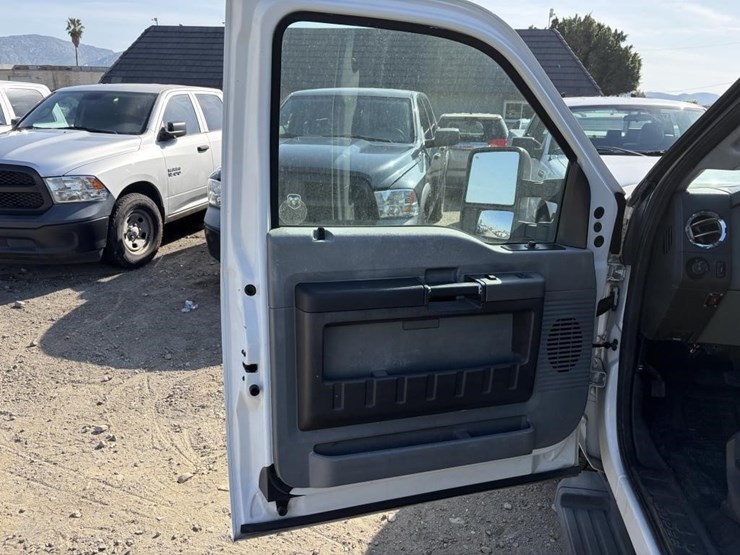 2011-ford-f250-image-10