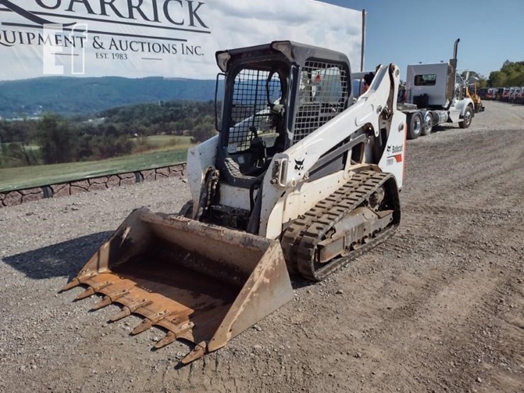 2020-bobcat-t590-image-37