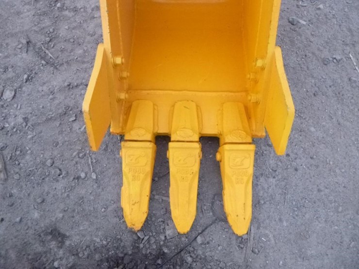 caterpillar-303-image-6