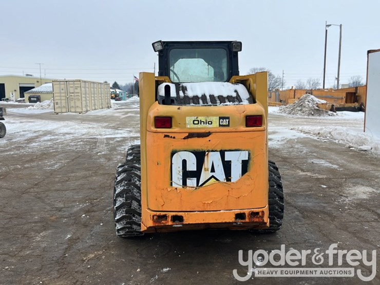 2011-caterpillar-236b3-image-5