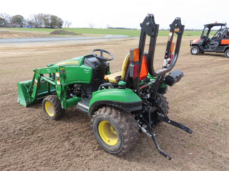 john-deere-1023e-image-10