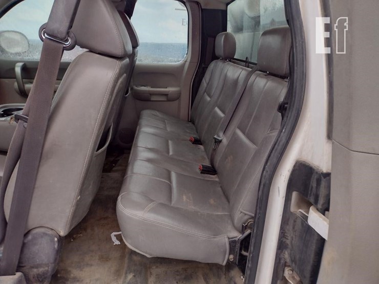 2008-gmc-3500-image-14