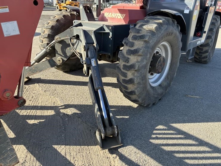 2015-manitou-mt10055-image-8