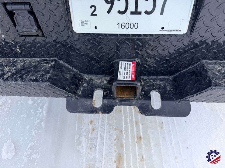 2015-chevrolet-silverado-3500hd-image-12