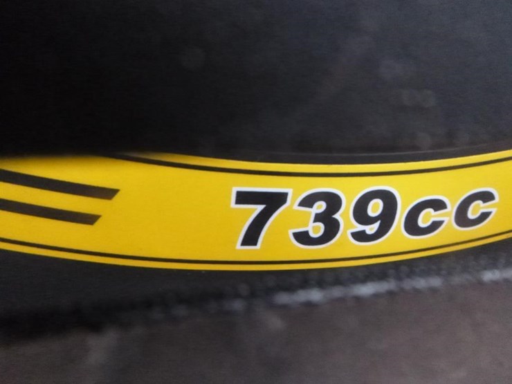 2025-agt-lrt23-skid-steer-track-loader-image-15