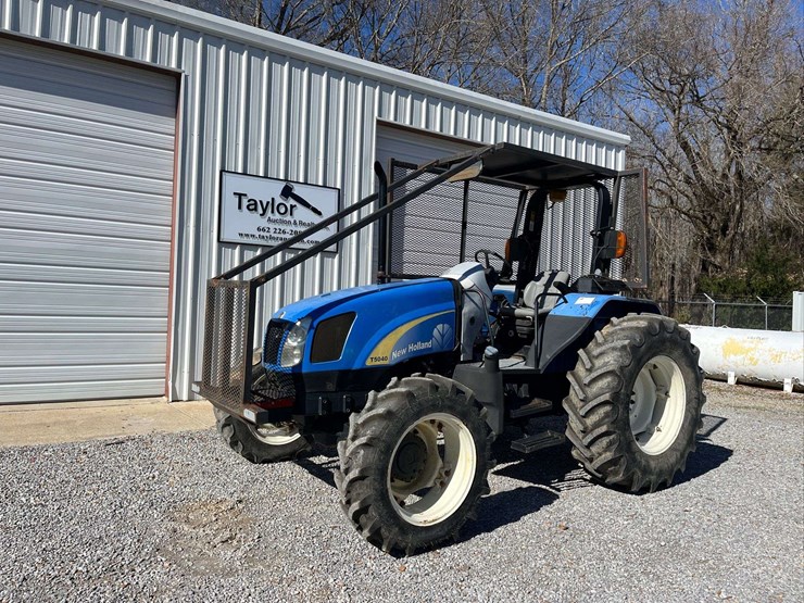 2009-new-holland-t5040-image-1