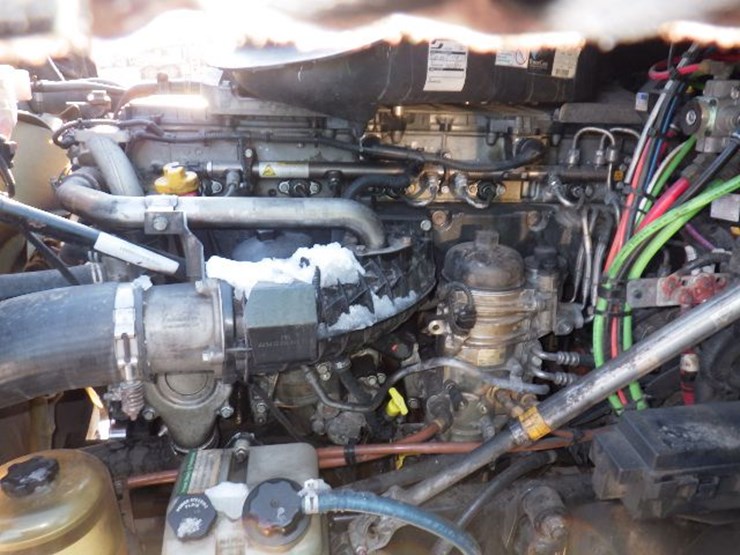 2017-freightliner-cascadia-125-image-23