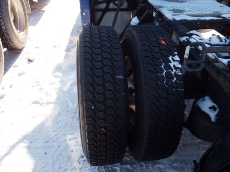 2019-freightliner-cascadia-125-image-16