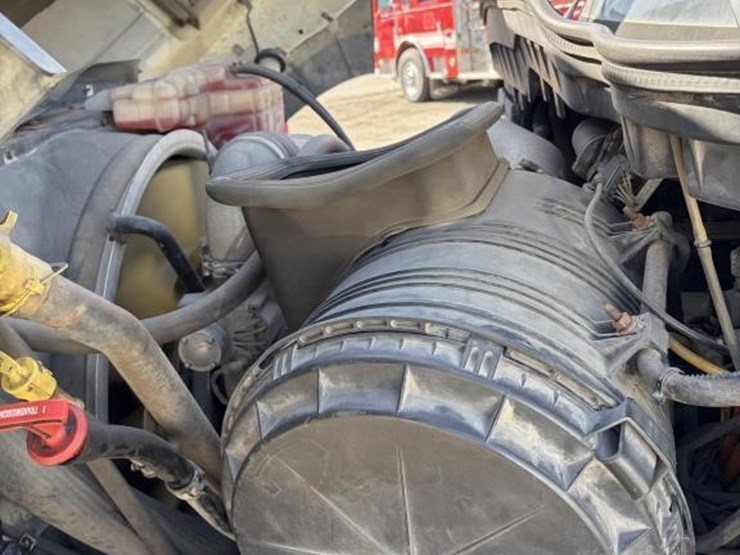 2011-international-workstar-7600-image-6