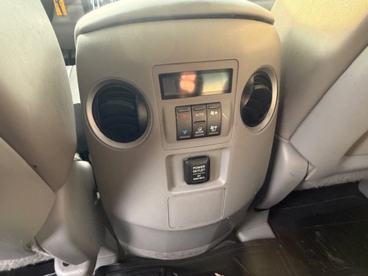 2011-honda-pilot-image-21