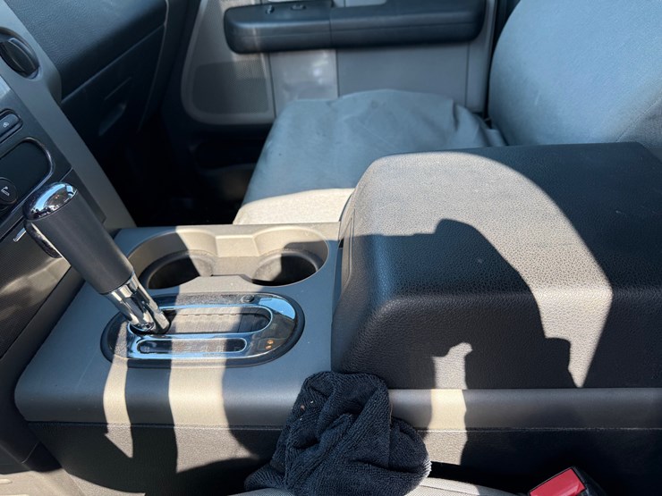 2005-ford-f150-image-28